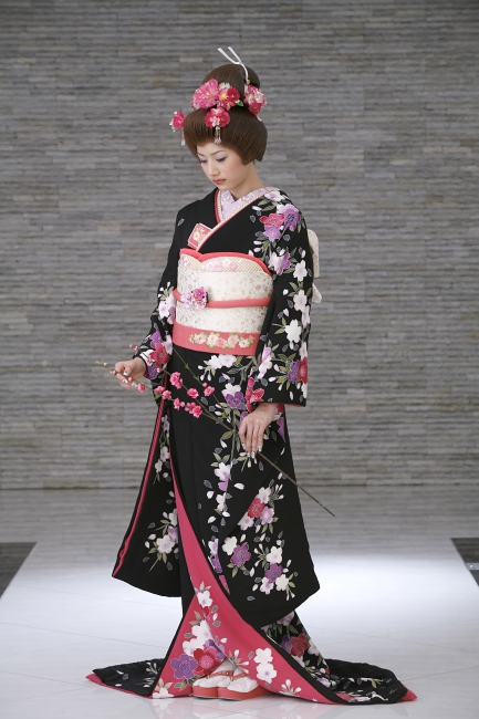 岐阜県可児市・大垣市　ミスロージィ｜ブライダル衣装ドレス・成人式・753のレンタル衣装・撮影はミスロージィへ