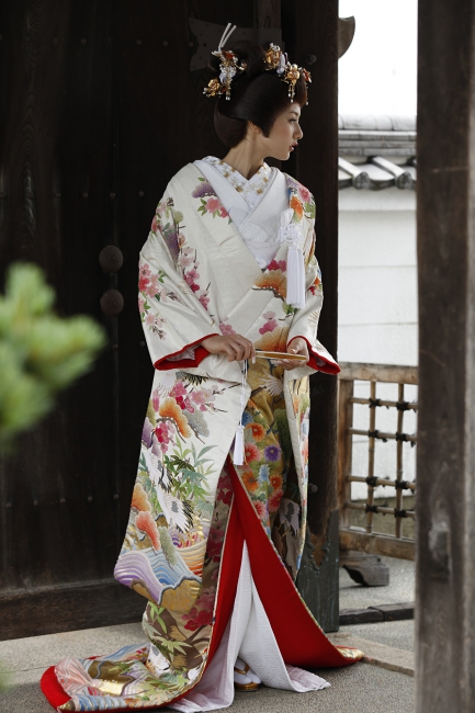 岐阜県可児市・大垣市　ミスロージィ｜ブライダル衣装ドレス・成人式・753のレンタル衣装・撮影はミスロージィへ