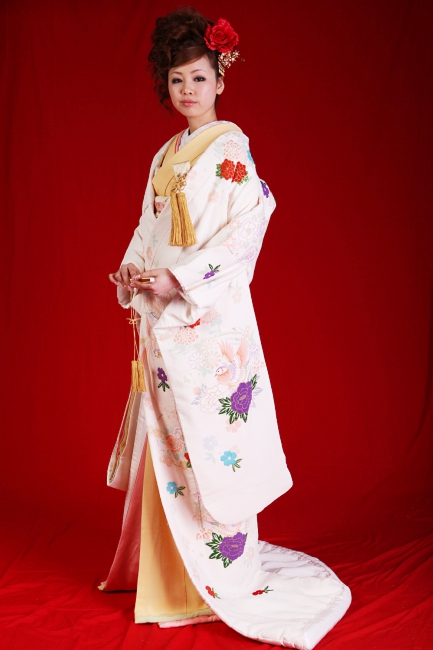 岐阜県可児市・大垣市　ミスロージィ｜ブライダル衣装ドレス・成人式・753のレンタル衣装・撮影はミスロージィへ