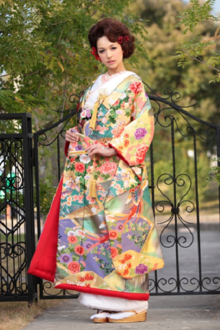 岐阜県可児市・大垣市　ミスロージィ｜ブライダル衣装ドレス・成人式・753のレンタル衣装・撮影はミスロージィへ