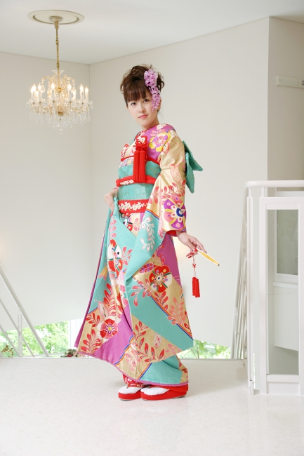 岐阜県可児市・大垣市　ミスロージィ｜ブライダル衣装ドレス・成人式・753のレンタル衣装・撮影はミスロージィへ