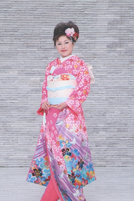 岐阜県可児市・大垣市　ミスロージィ｜ブライダル衣装ドレス・成人式・753のレンタル衣装・撮影はミスロージィへ